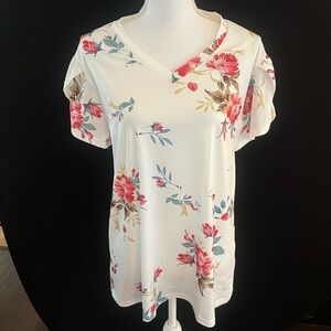 Vibrant Floral V-Neck Short Sleeve Top